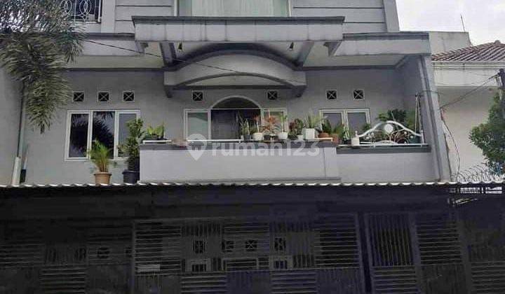 Rumah Bagus di astana anyar Moch toha 3 Lantai SHM dkt pusat kota 1