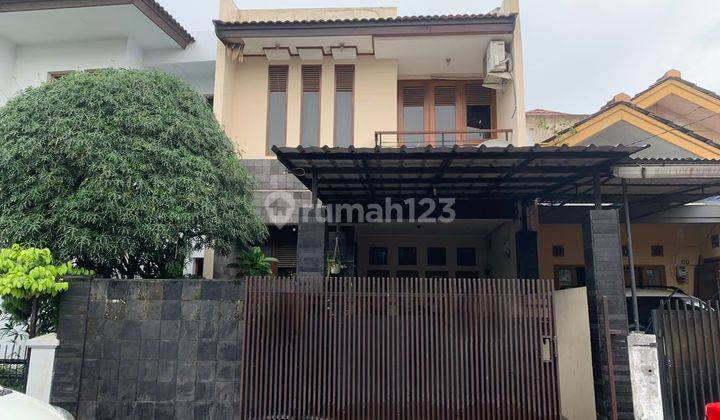 Rumah Terawat di Buahbatu 2 Lantai SHM siap huni 1