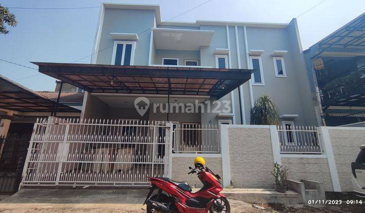 Rumah bagus siap huni baru Renov di Taman kopo indah 2 Lantai  1