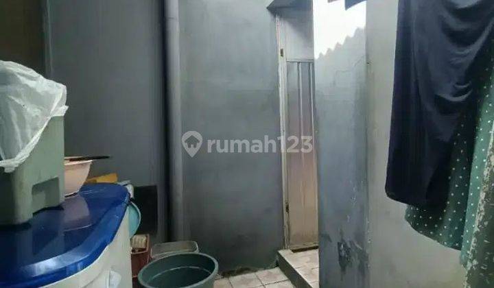 Rumah hoek harga Murah di Sukanagara Antapani SHM Butuh Renovasi 2