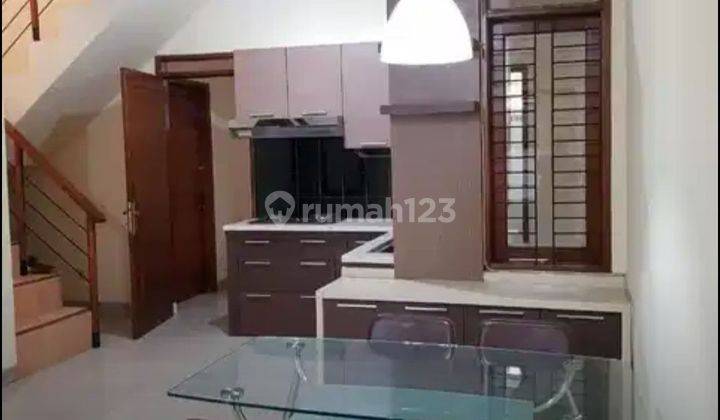 Rumah di Setra dago Antapani 2 Lantai SHM Bagus dekat superindo 2