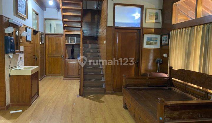 Rumah 2 Lantai Classic Di Dago Kawasan Bandung Utara Shm 2