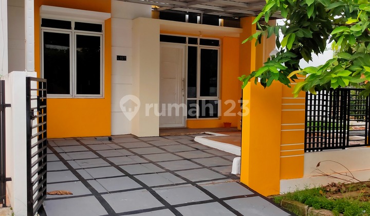 Dijual Rumah Huk Cantik Nyaman, Halaman Luas, di Grand Nusa Indah Cileungsi 2