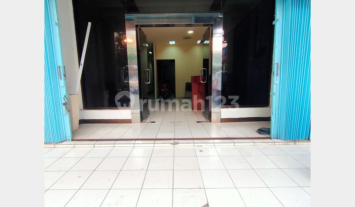 For Rent: 4-Story Shop House in Rawamangun Business Center 2