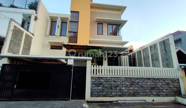 Dijual Rumah Minimalis Keren dan Nyaman di Rawamangun, Full Furnished 1