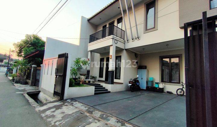 Dijual Rumah Keren Semi Furnished dan Nyaman di kitaran Rawamangun 2