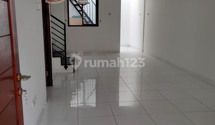 For Sale Cool and Comfortable Minimalist House in Rawamangun 2