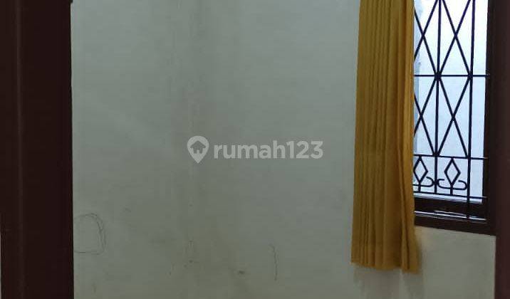 Rumah second siap huni di Cipedak jagakarsa Jakarta selatan 5