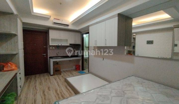 Disewakan Studio Apartemen Royal Mediterania Garden Full Furnished 2