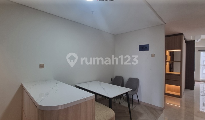 Jual Apartemen Furnished di Royal Mediterania Garden Residences