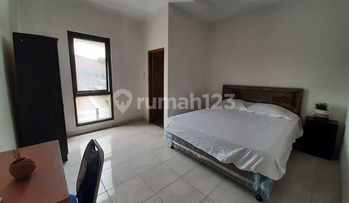 Dijual Rumah Kost di Kemanggisan, Jakbar 56BR Furnished 4Lantai, Luas Tanah 645m2
