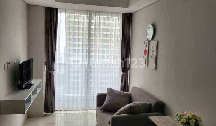 Dijual Apartemen 1 BR Fully Furnished Connected To Taman Anggrek Mall