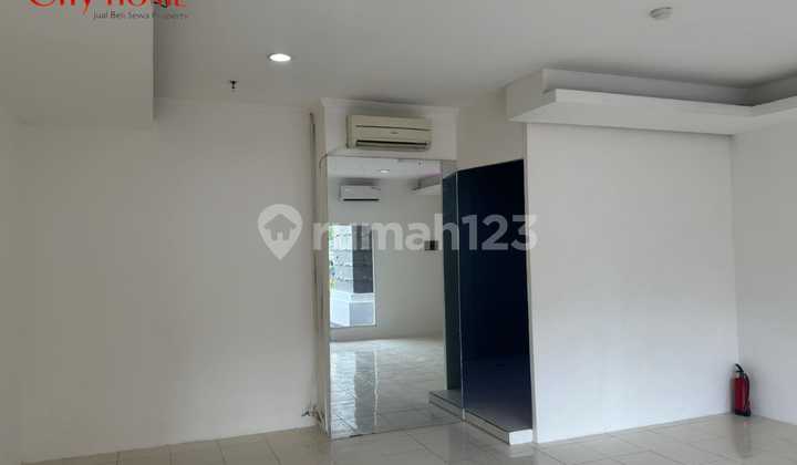 For Rent Commercial Space at Medit 2 Apartments Tanjung Duren For Rent Commercial Space at Medit 2 Apartments Tanjung Duren