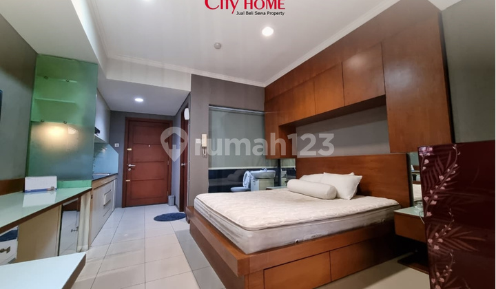 Studio Apartment for Rent at Royal Mediterania Garden Residences