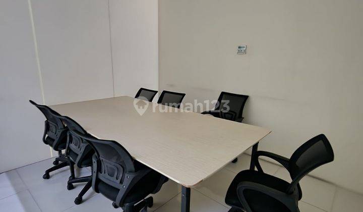 Disewakan Ruang Kantor Soho Capital Jakarta Barat 2