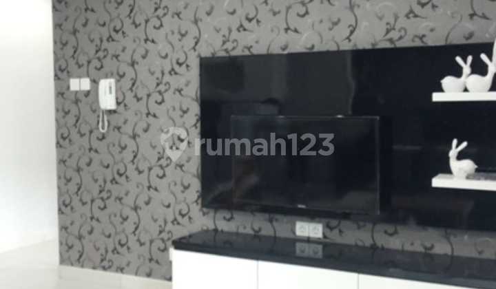 Dijual Apartemen 2BR Lantai Rendah Furnished, Connect To Central Park Mall 2