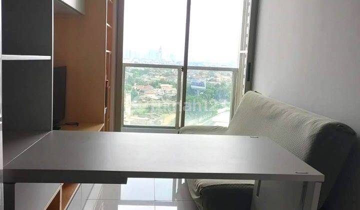 Sewa Apartemen Taman Anggrek Residences, 2BR Furnish Ukuran 44m2 2