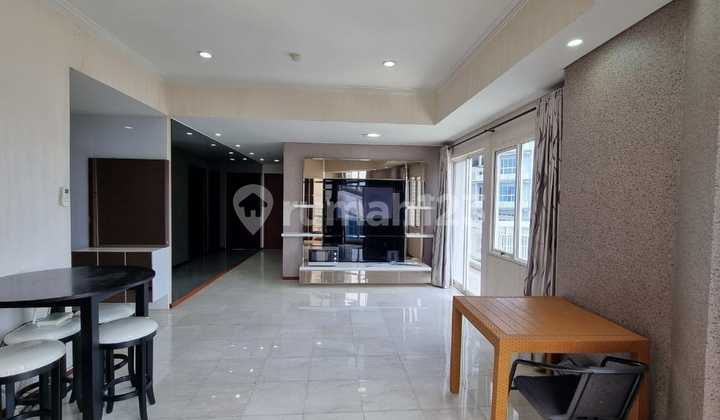 For Rent Fast Royal Mediterania Garden Corner Type Apartment (West Jakarta) Well Furnished