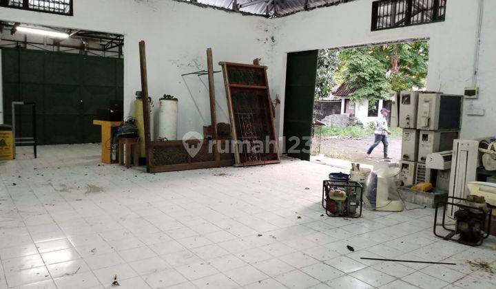 Gudang Kantor. Area Gatsu Tengah 8