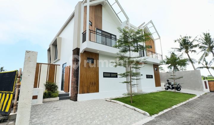 Villa Estate. Nyanyi Beach Area. Villa Estate. Nyanyi Beach Area.