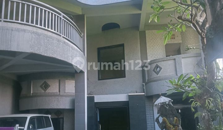 Rumah 4 Lantai. Area Trengguli. Penatih.