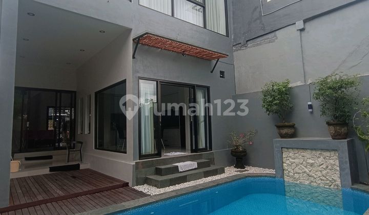 Villa Baru View Sawah. Gatsu Barat Area.