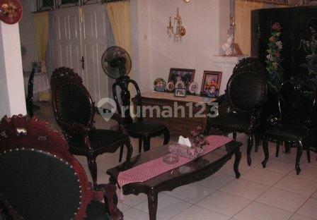 Rumah di jual di lokasi premium di Menteng; Jakarta Pusat Rumah di jual di lokasi premium di Menteng; Jakarta Pusat