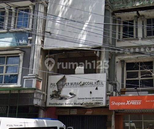 Ruko 3 Lantai Luas Tanah 55 di Komplek Graha Cikokol Jend Sudirman Tangerang