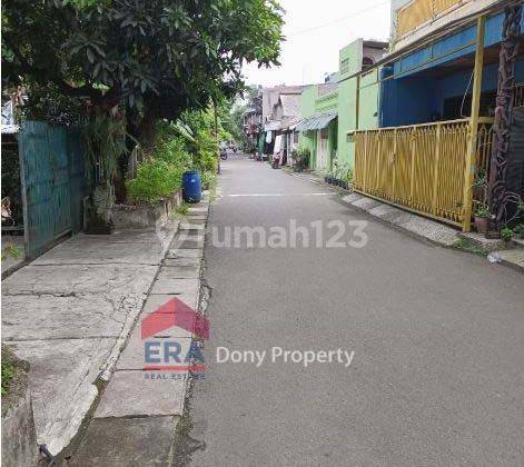 Rumah 2 Lantai Luas Tanah 300 di Jl Setia Kedoya Selatan, Kebon Jeruk 2