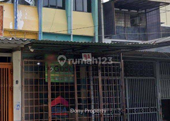 Ruko 3 Lantai Luas Tanah 186 di Jl Gedong Glodok, Taman Sari 2