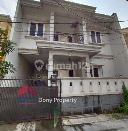 Rumah 2 Lantai Luas Tanah 160 di Jl Satria 5, Jelambar Grogol 1