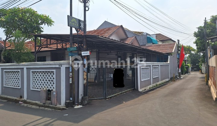 Rumah Hoek Luas Tanah 489 di Jl Pondok Permai, Rempoa, Ciputat, Tangerang 2