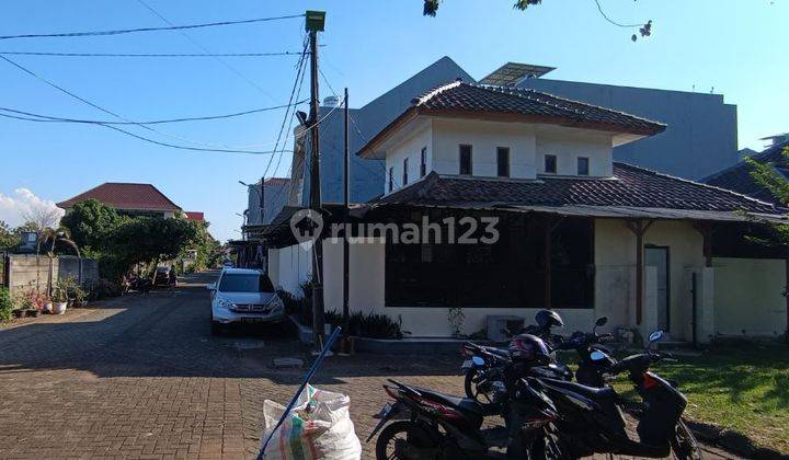 Rumah Hoek 2 Lantai Luas Tanah 216, di Jl Palem Kuning Citra Garden 3, Kalideres 1