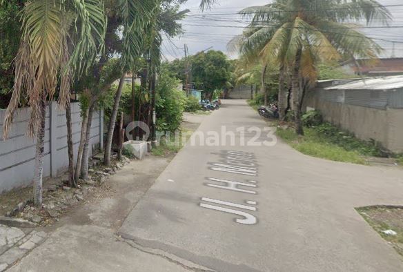 2-Story House, Land Area 300 sqm on Jl H Merin, BRI Complex, South Meruya 2