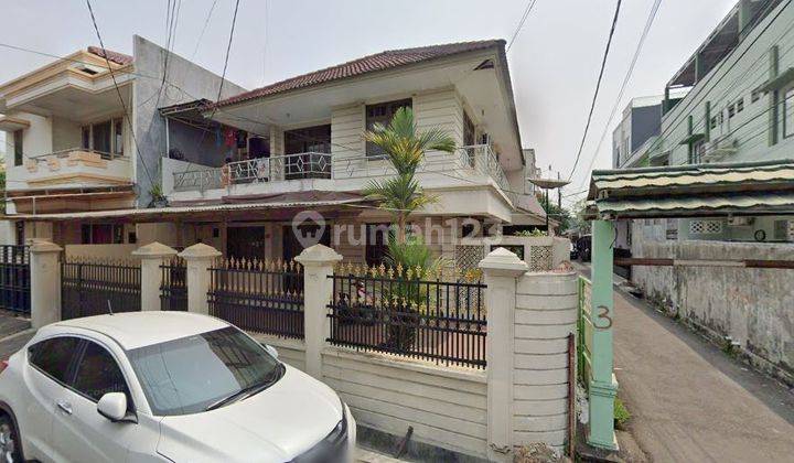 Rumah Hoek 2 Lantai Luas Tanah 217 di Jl Angsana Raya, Duri Kepa 2