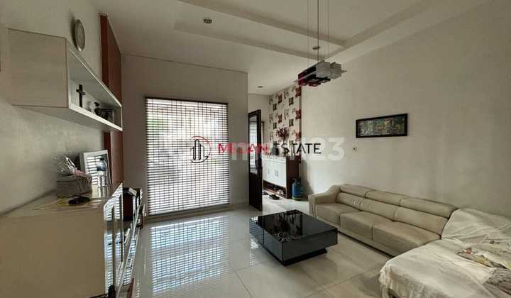 For Sale Villa in Medan Residence