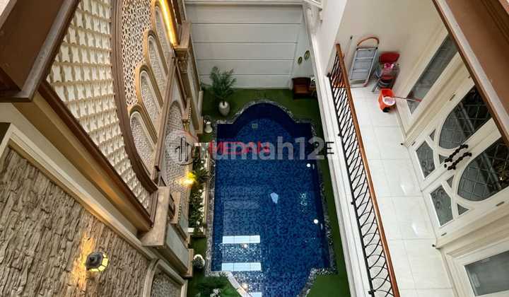 Di Jual Villa Lux di Padang Golf Polonia Medan!!