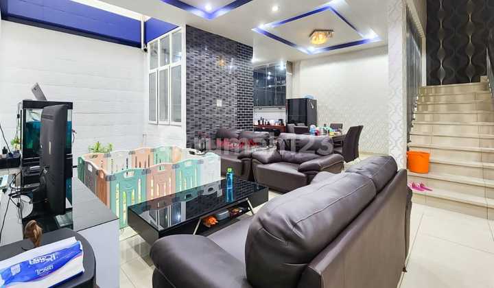 Di Jual Rumah Komp. Cemara Asri Medan!!