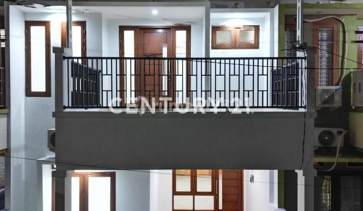 Rumah Cantik Harga Menarik Di Dekat Bintaro 1