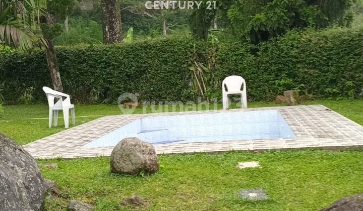 Strategic Villa for Sale at an Attractive Price in Cisarua Bogor