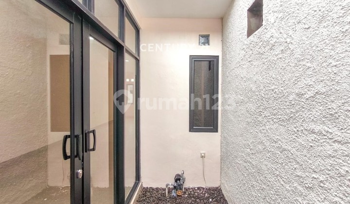 For Sale, Move-In Ready House Near Kelapa Dua 2