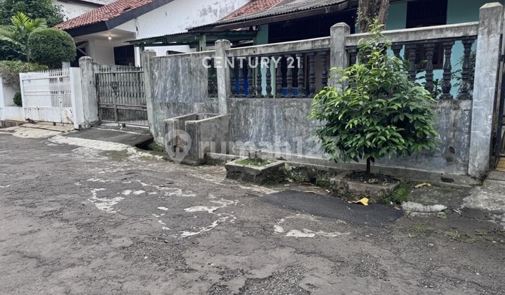 Dijual Rumah Strategis Harga Menarik di Bintaro Dijual Rumah Strategis Harga Menarik di Bintaro