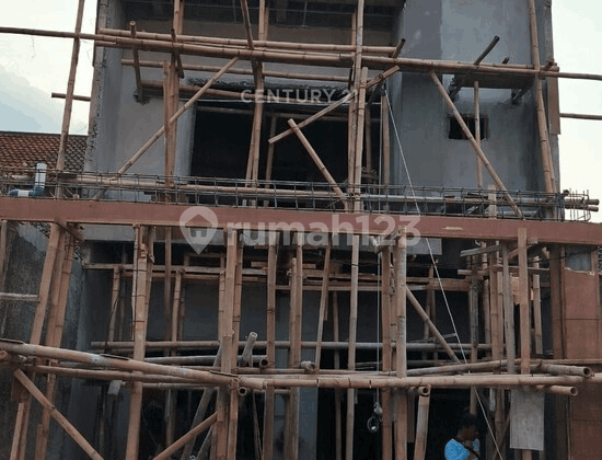 Dijual Rumah Dalam Tahap Pembangunan Di Graha Raya TangSel