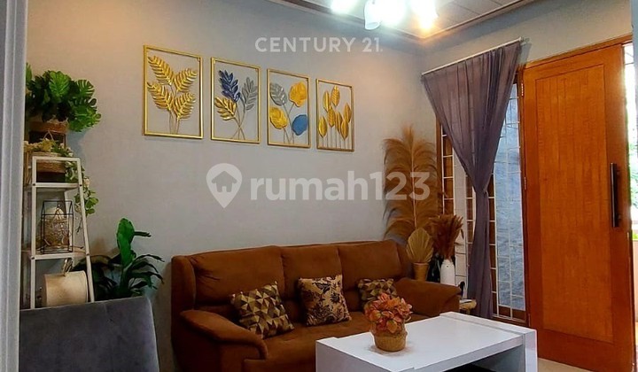Dijual Rumah Siap Huni di Jombang Tangerang Selatan 2