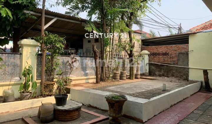 Dijual Rumah Strategis Harga Menarik di Ciledug