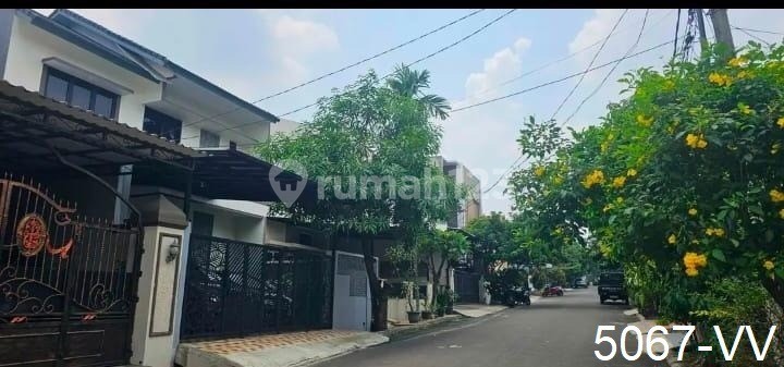 For Sale: Modern Minimalist Comfortable 2-Story Residence in Pamulang 2