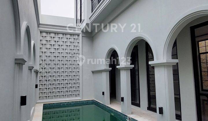 Rumah Cantik Elegan Tampak Mewah Bintaro Sektor 3 2