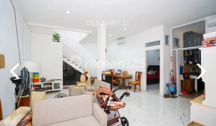 Dijual Rumah Plus Furnish Siap Huni di Graha Raya Bintaro 2