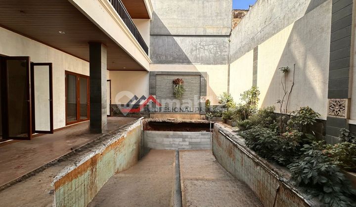 Rumah Mewah Dalam Komplek di Lebak Bulus, Jakarta Selatan 2