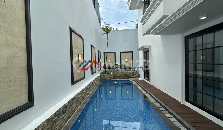 Rumah Baru Design American Classic Jagakarsa Jakarta Selatan  2